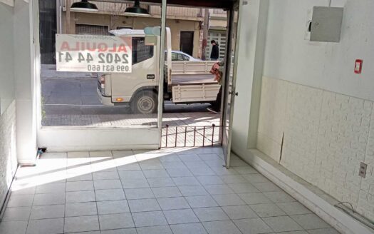 ACEVEDO DIAZ Y FCO CANARO